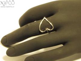 انگشتر نقره ، طرح قلب بسیار خاص و دست ساز با آبکاری طلا سفید هدیه ای بسیار زیبا